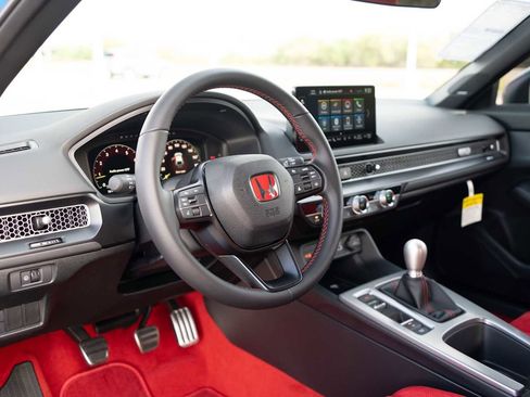 New 2025 Honda Civic Type R image 2
