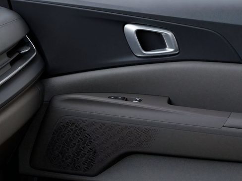 New 2026 Kia Carnival EX FWD image 25