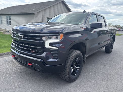 Used 2024 Chevrolet Silverado 1500 LT Trail Boss w/ Convenience Package II AWD/4WD image 7