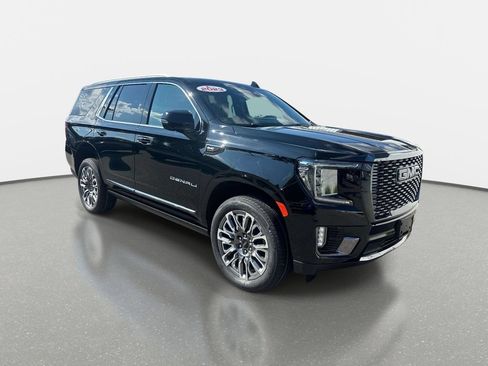 Used 2023 GMC Yukon Denali Ultimate AWD/4WD image 2