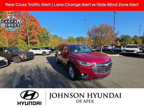 Used 2019 Chevrolet Traverse LT image 13