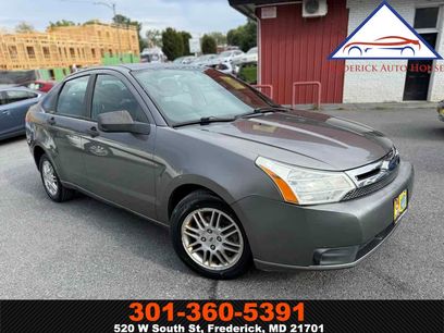 Used 2010 Ford Focus SE
