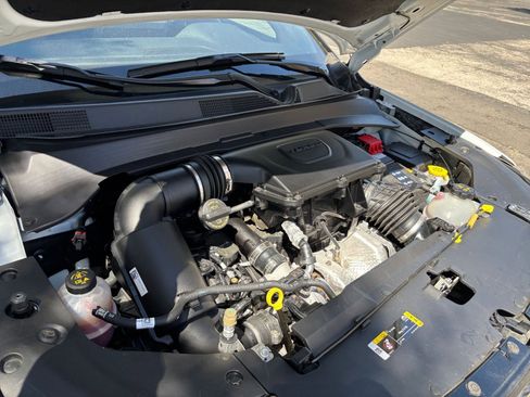 Used 2025 Jeep Compass Limited image 27