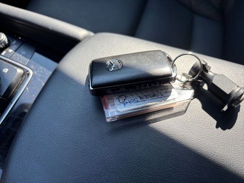 Used 2025 MAZDA MAZDA3 s image 22