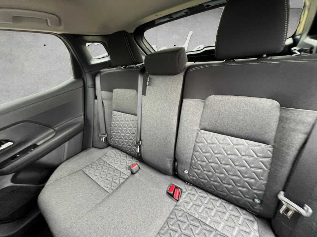 New 2027 Nissan Kicks SV FWD image 23