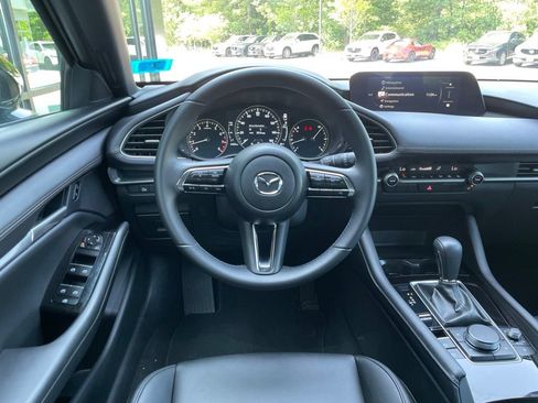 Certified 2025 MAZDA MAZDA3 s Sport FWD image 10