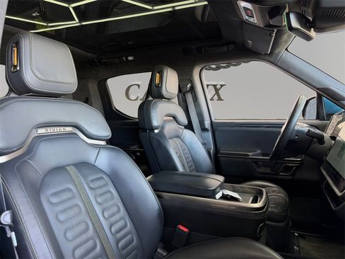 Used 2022 Rivian R1T Launch Edition image 13