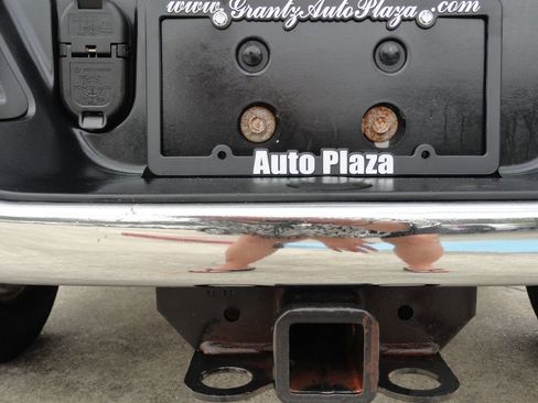 Used 2015 RAM 1500 Outdoorsman image 28