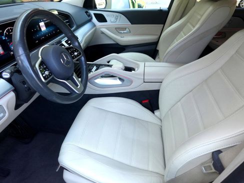 Used 2020 Mercedes-Benz GLE 350 4MATIC w/ AMG Line Exterior image 18
