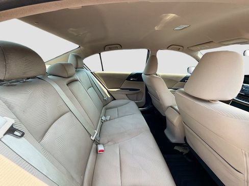 Used 2014 Honda Accord LX image 31