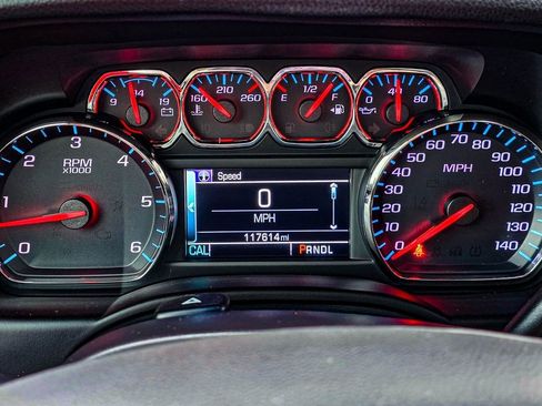 Used 2017 Chevrolet Tahoe LS w/ All-Season Package image 23