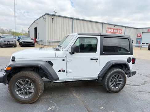 Used 2024 Jeep Wrangler Sport S AWD/4WD image 4