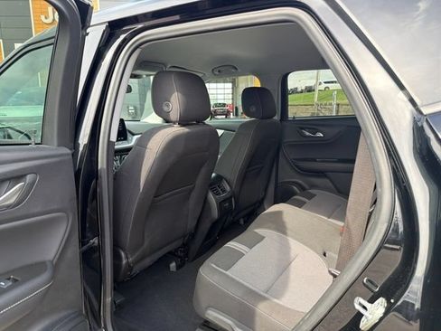 Used 2025 Chevrolet Blazer LT FWD image 24