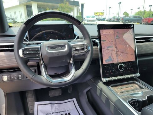 New 2025 GMC Sierra EV Denali AWD/4WD image 8