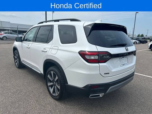 Certified 2023 Honda Pilot Touring image 6