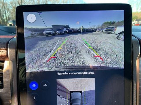 Used 2024 Ford Expedition Limited image 24