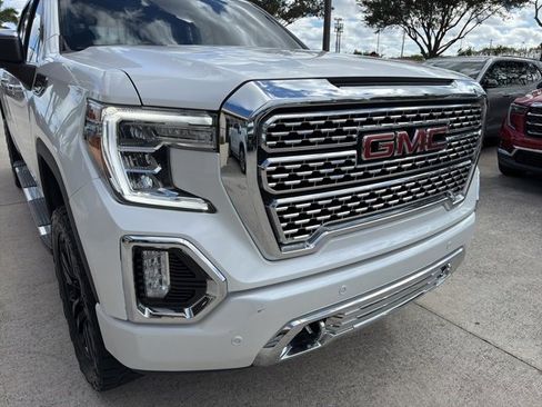 Used 2021 GMC Sierra 1500 Denali w/ Driver Alert Package II image 8