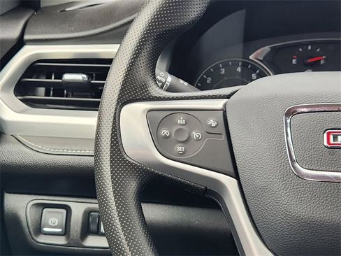 Used 2023 GMC Acadia SLE w/ Driver Convenience Package image 28