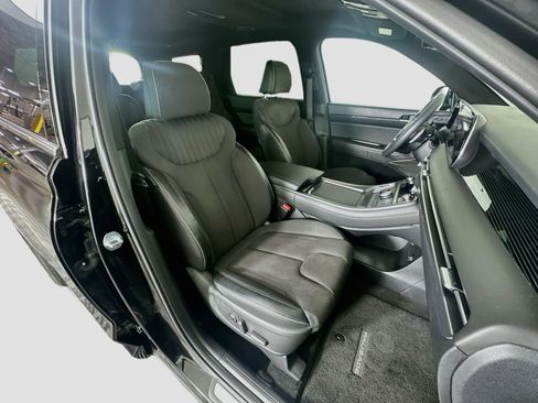 Used 2024 Hyundai Palisade Calligraphy AWD/4WD image 35