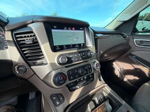 Used 2015 GMC Yukon Denali w/ Touring Package AWD/4WD image 9