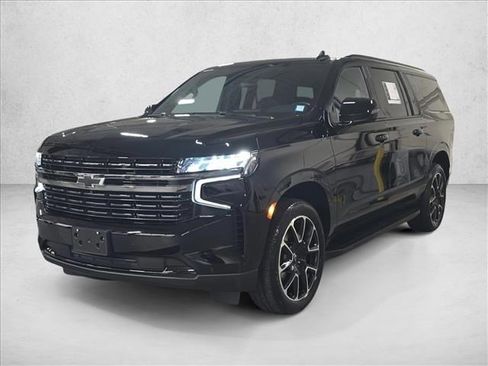 Used 2022 Chevrolet Suburban RST w/ Luxury Package image 1