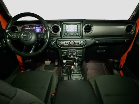 Used 2018 Jeep Wrangler Unlimited Sport S AWD/4WD image 12
