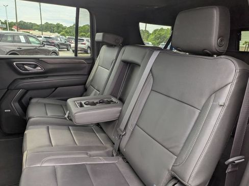 Used 2024 Chevrolet Suburban Z71 w/ Off-Road Capability Package AWD/4WD image 30