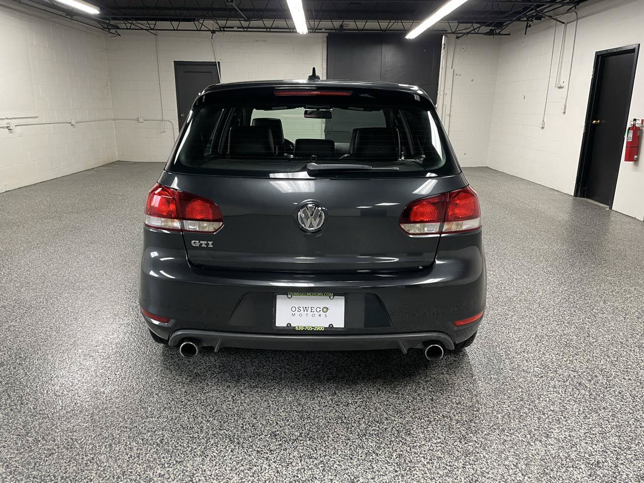 Used 2014 Volkswagen GTI Driver's Edition FWD image 9