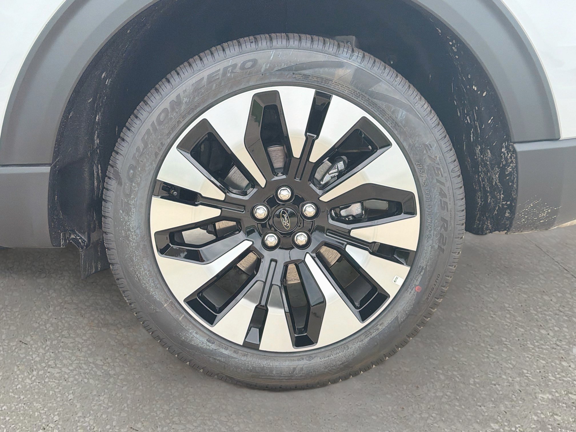 New 2026 Ford Explorer Platinum w/ LUX Leather Package AWD/4WD image 10