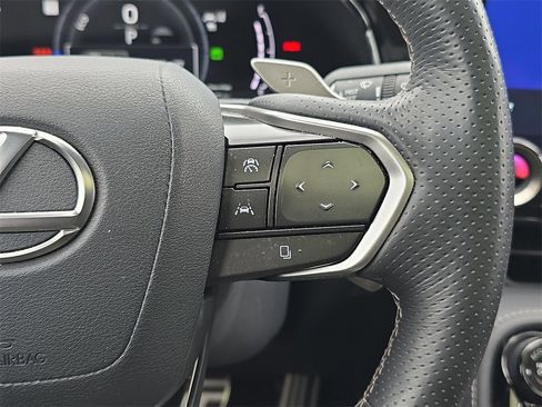 Certified 2025 Lexus NX 450h+ F Sport image 18