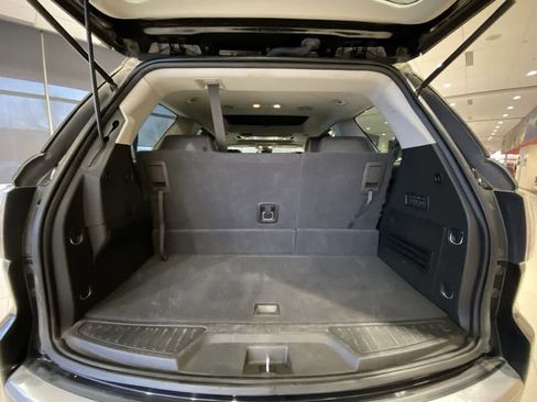 Used 2016 GMC Acadia Denali image 28