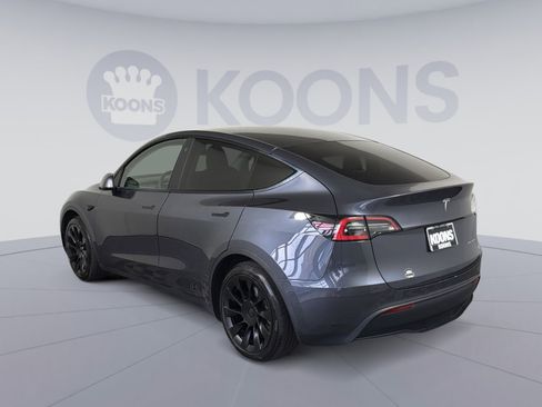 Used 2021 Tesla Model Y Long Range AWD/4WD image 4