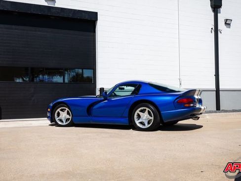Used 1996 Dodge Viper GTS image 19