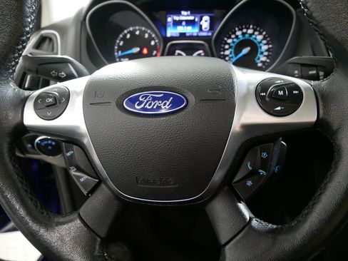 Used 2012 Ford Focus Titanium image 25