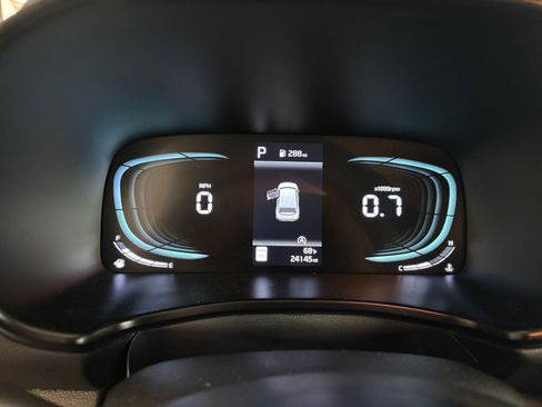 Used 2025 Kia Soul LX w/ LX Technology Package image 43