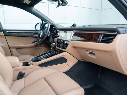New 2026 Porsche Macan S image 27