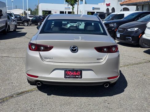 Used 2024 MAZDA MAZDA3 s FWD image 7
