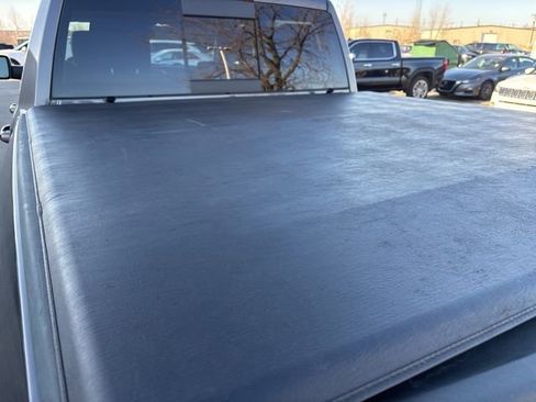 Used 2017 RAM 1500 Sport image 32