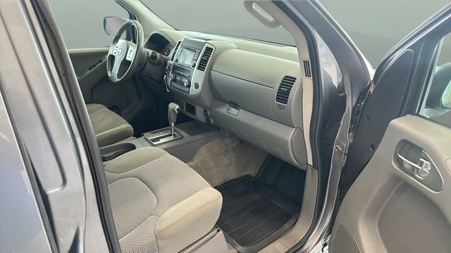 Used 2017 Nissan Frontier SV AWD/4WD image 15