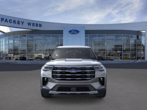 New 2025 Ford Explorer Active w/ Active Comfort Package image 8