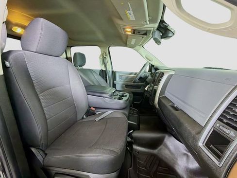 Used 2019 RAM 1500 Classic Warlock w/ Electronics Group image 24