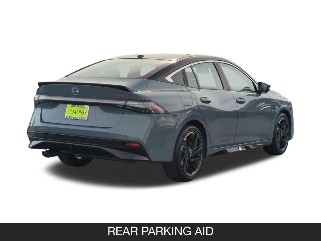 New 2026 Nissan Sentra SR w/ SR Premium Package FWD image 8