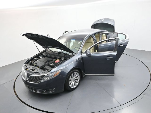 Used 2013 Lincoln MKS FWD image 45
