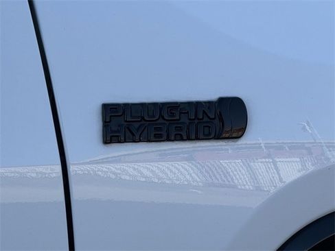 Used 2024 Toyota RAV4 SE w/ Weather & Moonroof Package image 11