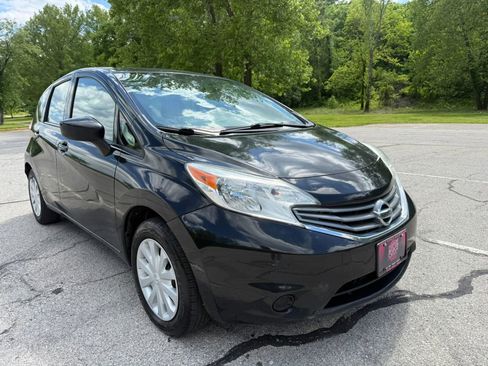 Used 2016 Nissan Versa Note SV FWD image 3