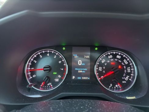 Used 2022 Toyota RAV4 XLE Premium FWD image 12