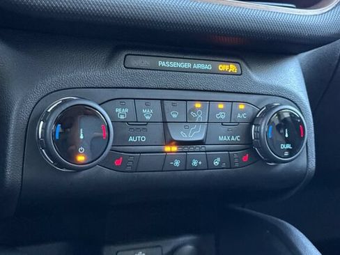 Certified 2023 Ford Bronco Sport Outer Banks w/ Tech Package AWD/4WD image 21