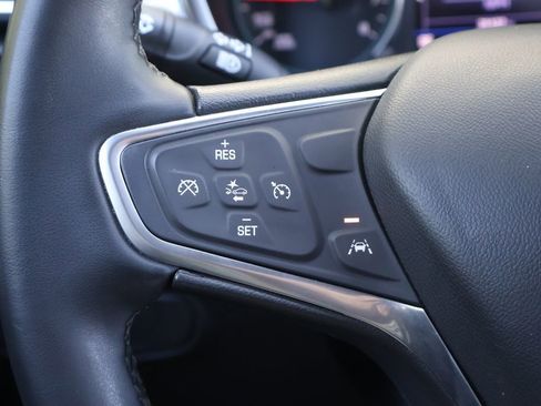Used 2023 Chevrolet Equinox LT AWD/4WD image 32