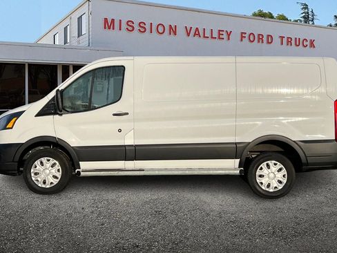 Used 2024 Ford Transit 250 Low Roof w/ Exterior Upgrade Package image 7