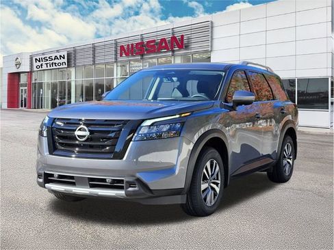 New 2025 Nissan Pathfinder SL w/ Black Appearance Package image 3